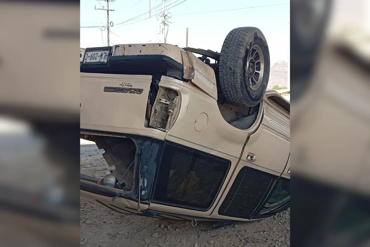 Tren embiste camioneta y provoca múltiples víctimas en Hidalgo