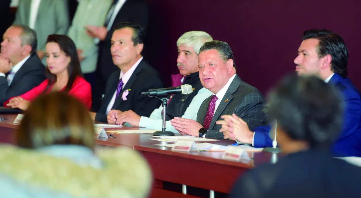 Auditorías permanentes a municipios y secretarías: Julio Menchaca