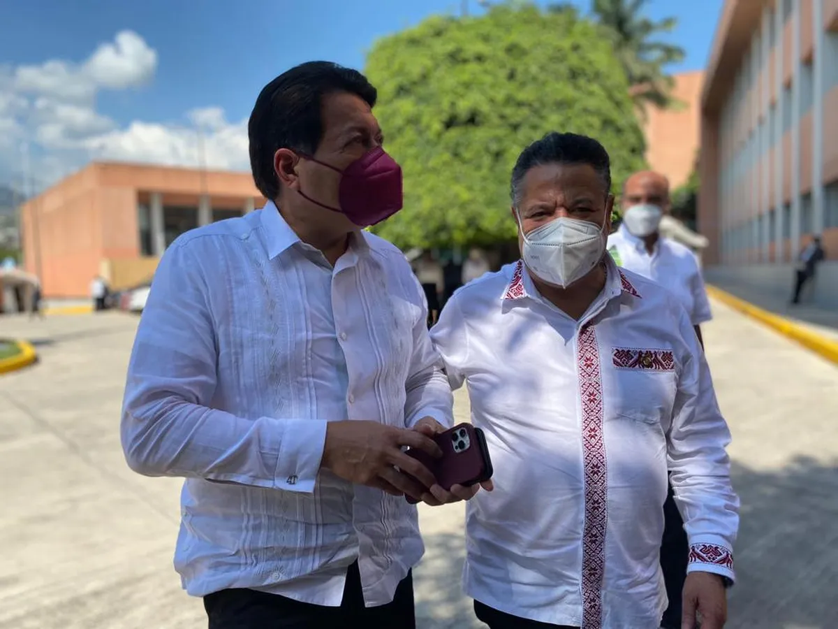 Mario Delgado toma protesta a Comités Municipales; promueve revocación de mandato