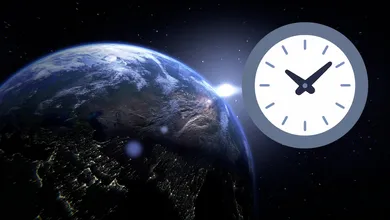 Planeta Tierra y reloj