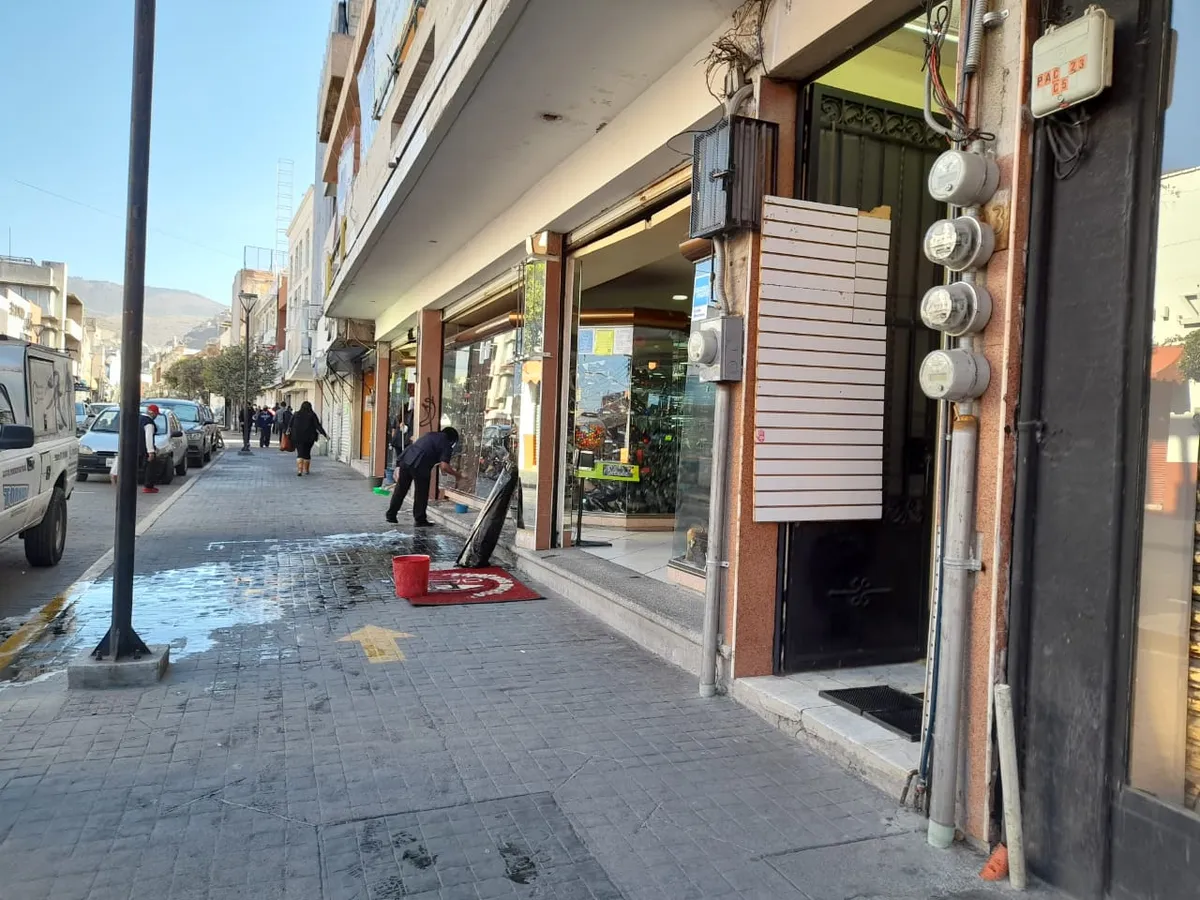 Pachuca rechaza alza en licencias de funcionamiento