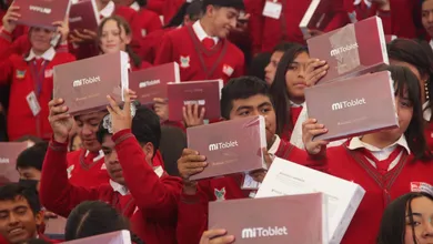 Tabletas electrónicas que serán entregadas a estudiantes de media superior en Hidalgo.