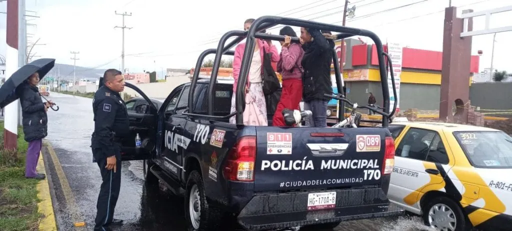 Lluvias en Mineral de la Reforma provocan encharcamientos e inundaciones