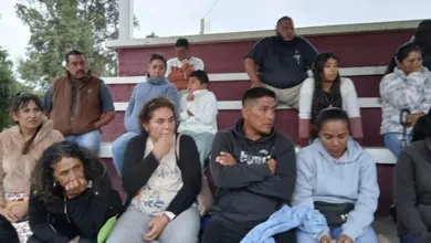 Alcalde de Alfajayucan deja plantados a padres de familia