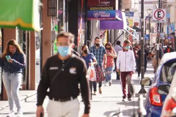 Uso de cubrebocas como medida preventiva en Pachuca