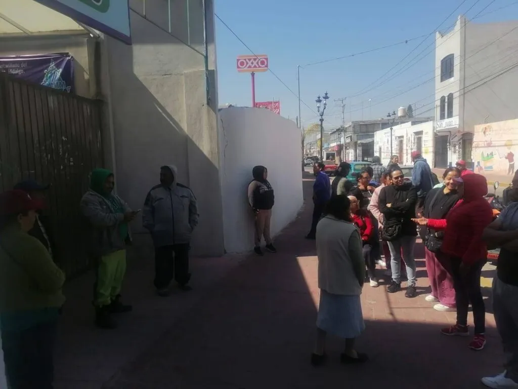 Habitantes de Mixquiahuala exigen solución al desabasto de agua