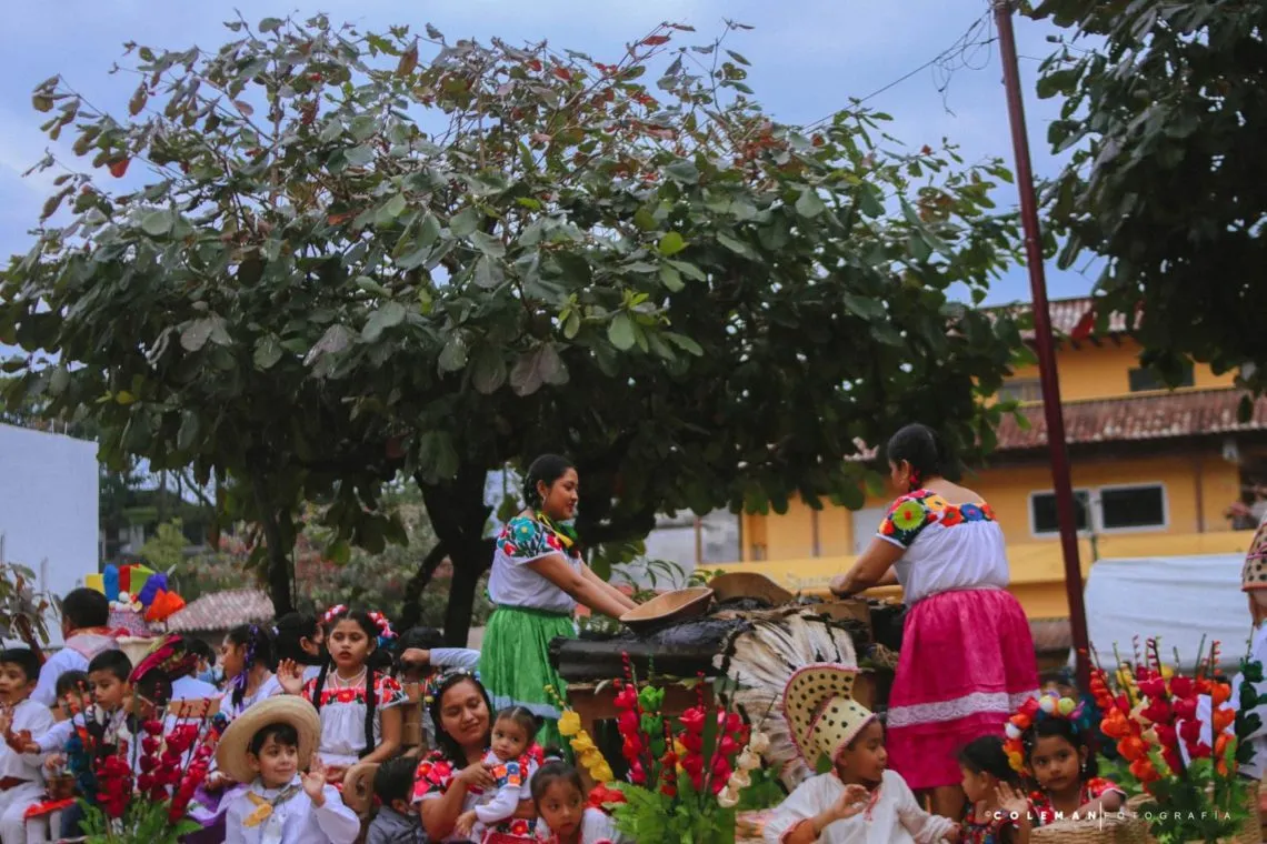 Invitan a celebrar el carnaval en Huejutla