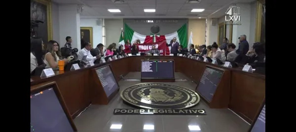 Diputados denuncian anomalías en sesión y exigen respeto a sus derechos legislativos