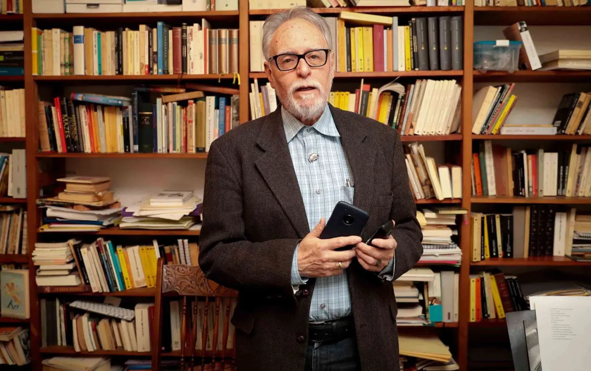 Comunidad intelectual reacciona al fallecimiento de David Huerta