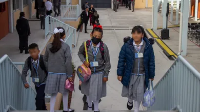 Estudiantes de educación básica regresan a clases en Hidalgo.