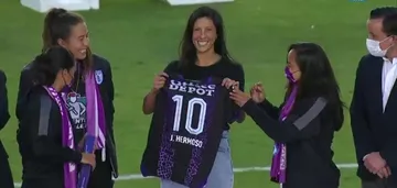 Dan bienvenida a Jennifer Hermoso en el Estadio Hidalgo