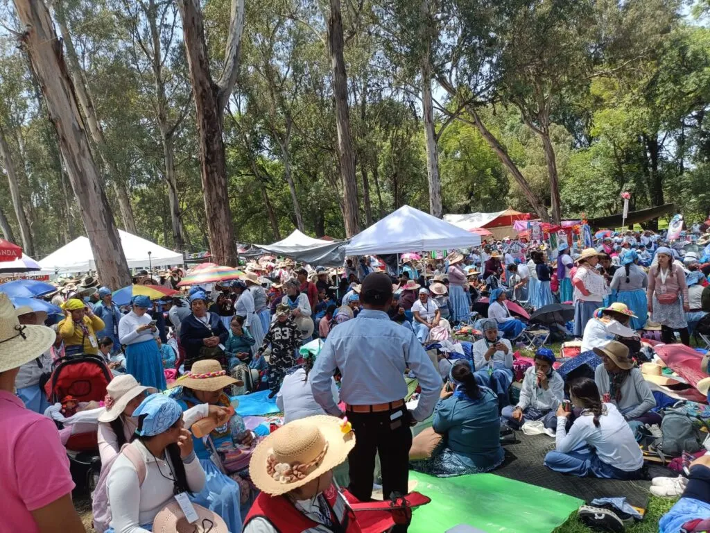 Más de 18 mil peregrinas llegan a Tepeji del Río rumbo a la Basílica de Guadalupe