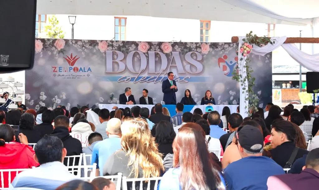 Zempoala celebra bodas colectivas y formaliza 50 matrimonios