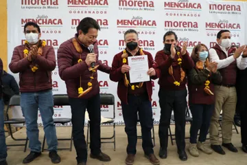 Julio Menchaca busca cercanía con la gente en su gira de precampaña