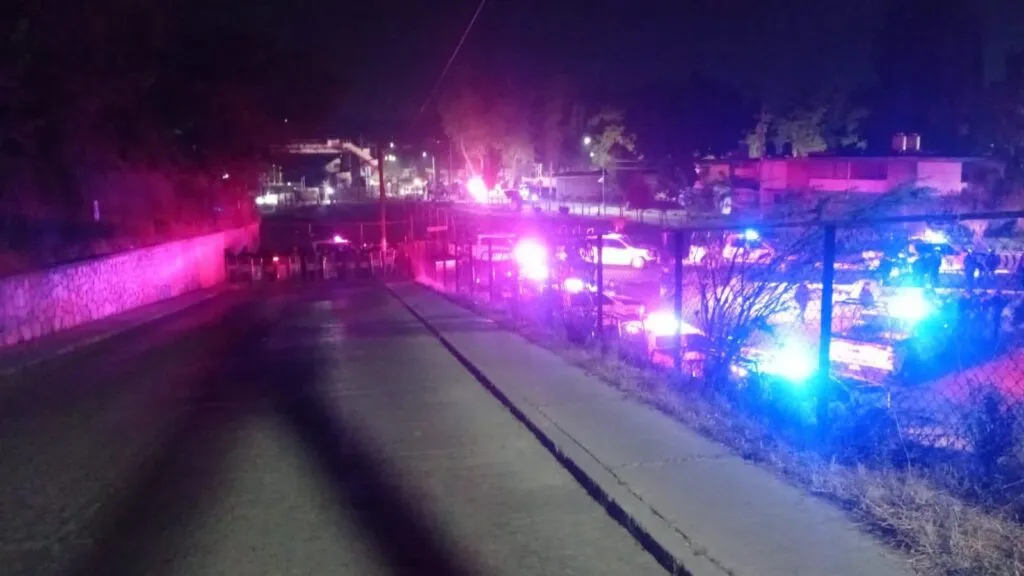 Toman planta cementera de Cruz Azul; se reportan disparos