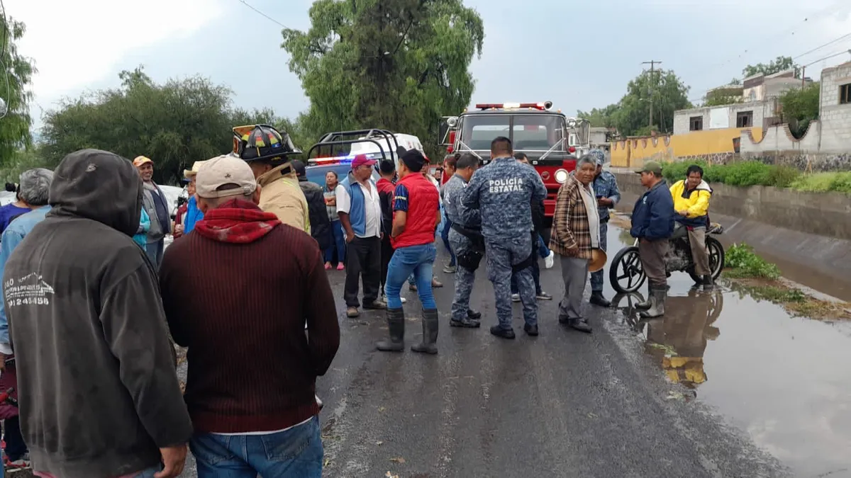Caída de rayo lesiona a 2 personas en Actopan
