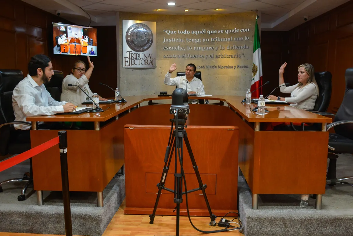 El Tribunal Electoral del Estado de Hidalgo formalizó la amonestación contra exfuncionarios municipales