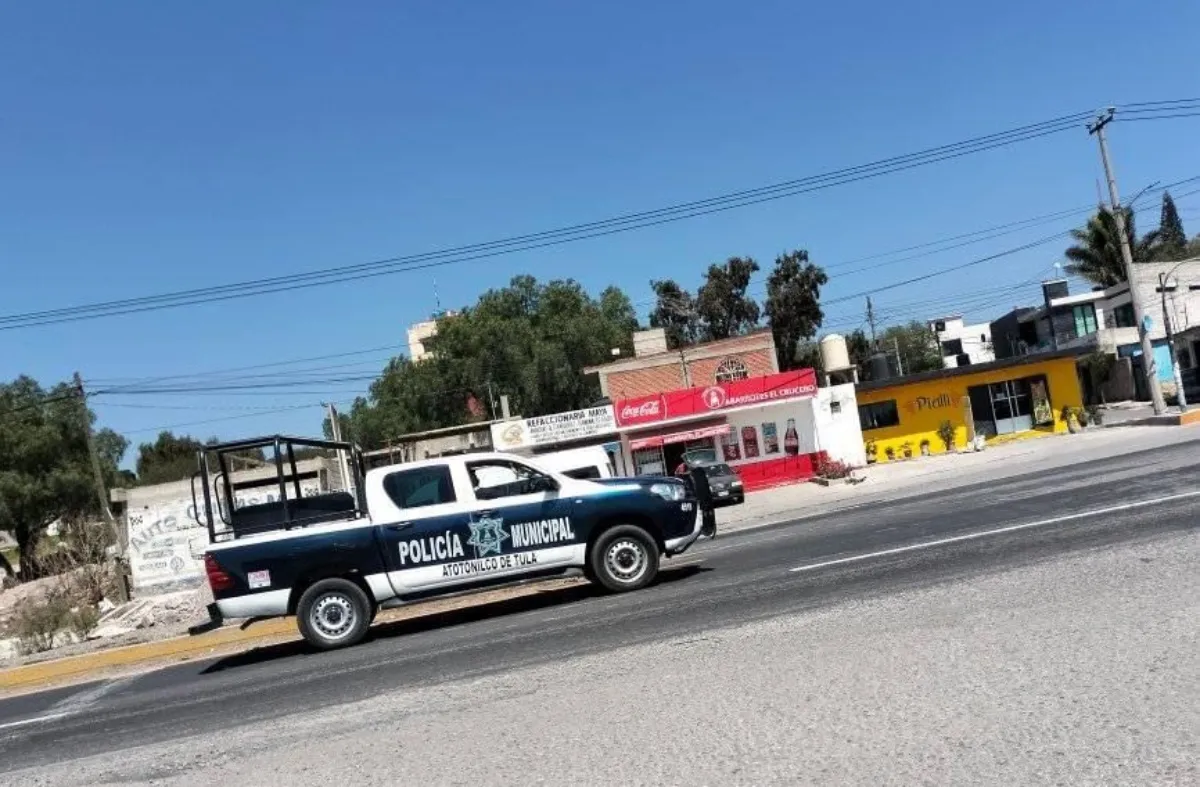 Atotonilco de Tula: balean casa y autos de un hombre