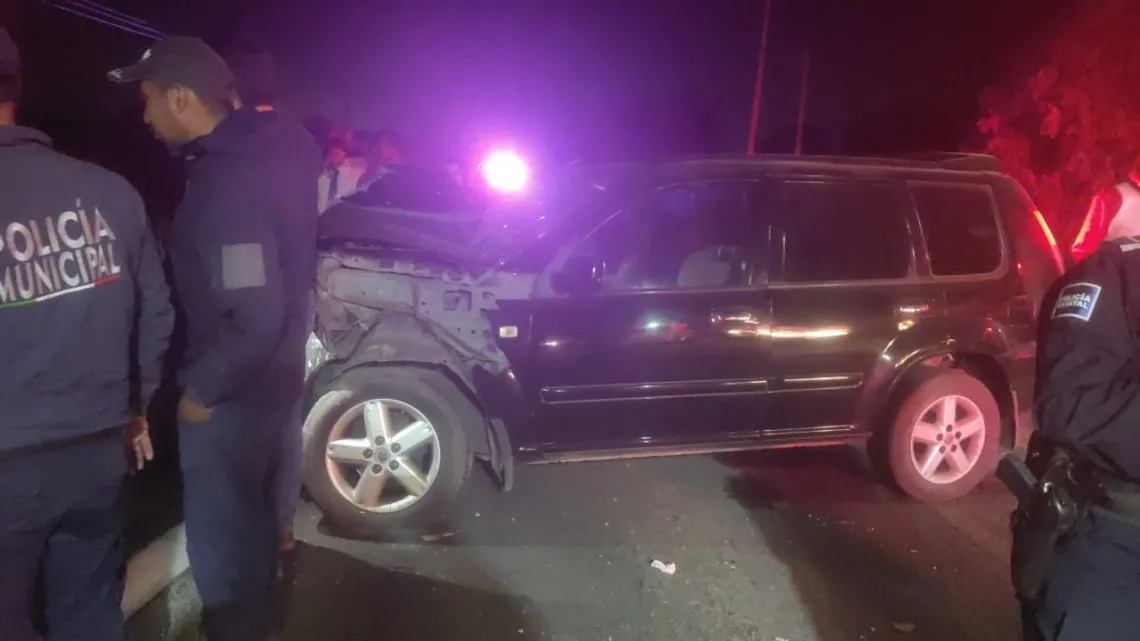 Tula: fuerte accidente automovilístico deja tres heridos