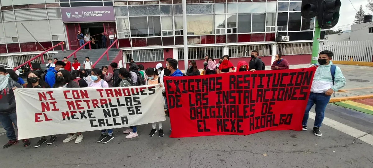 Repudian posible recontratación de maestros opositores a El Mexe