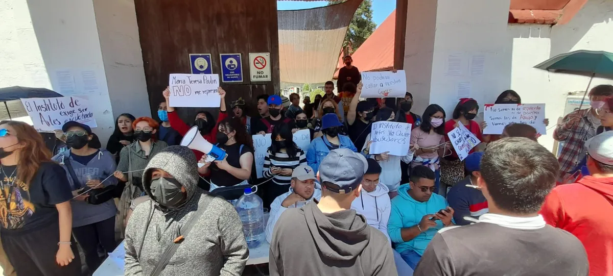 Paro UAEH: estudiantes vuelven a tomar el Instituto de Artes