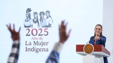 Sheinbaum confirmó que aerolíneas de México cedieron espacios a EU en el AICM para garantizar competitividad y apoyar un sistema integrado con el AIFA.