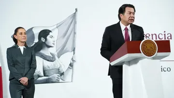 El titular de la SEP, Mario Delgado explicó por qué el primer pago de la Beca Rita Cetina 2025 en abril será doble para algunos alumnos de secundaria.