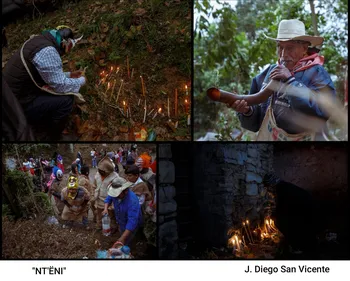 J. Diego San Vicente con fotografías del ritual otomí Nt'ëni en Huehuetla.