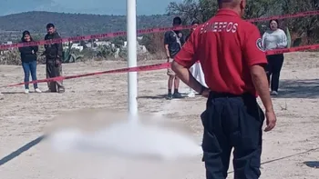 Zona acordonada en canchas de Tlaxiaca por hallazgo de persona sin vida