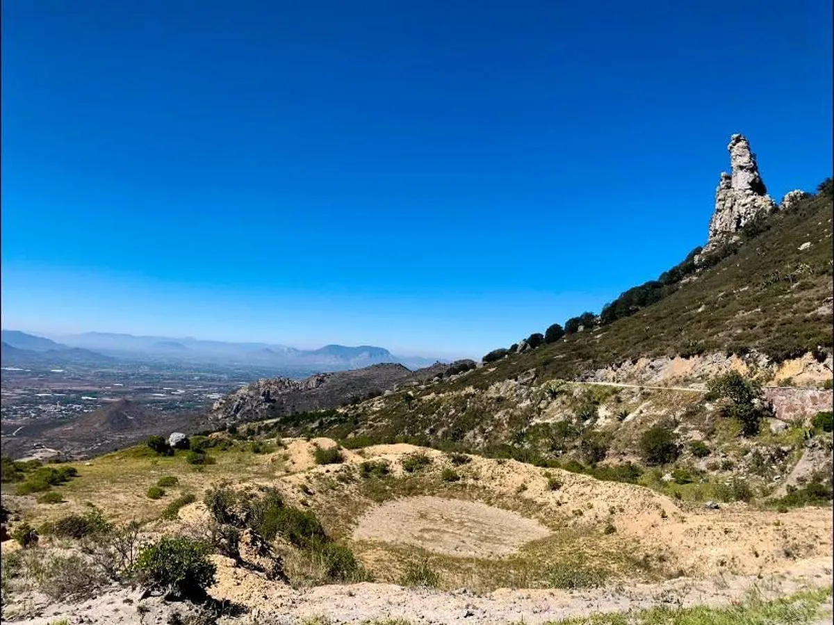 El Arenal: Disfruta del turismo de aventura en Los Frailes y San Jerónimo