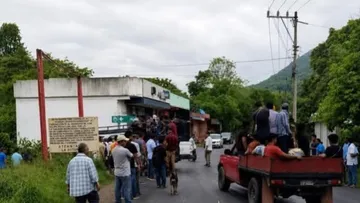 Pobladores de Huejutla protestan