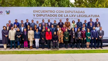Julio Menchaca se reúne con su gabinete y diputados locales