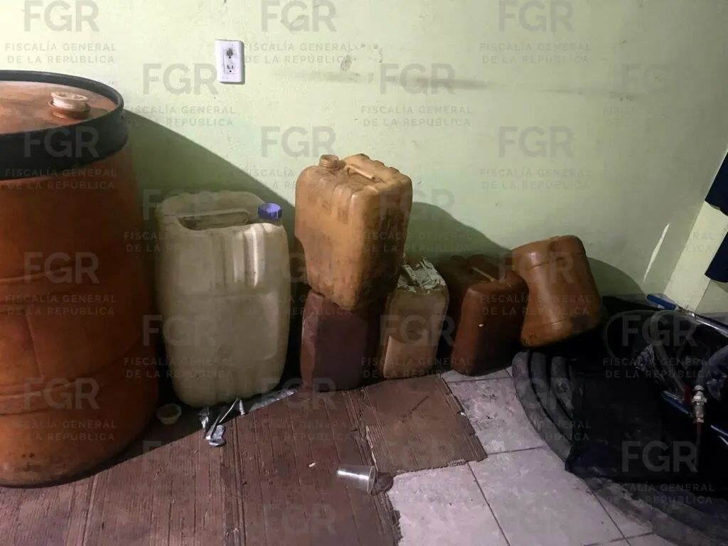 Aseguran mil 100 litros de huachicol en Hidalgo