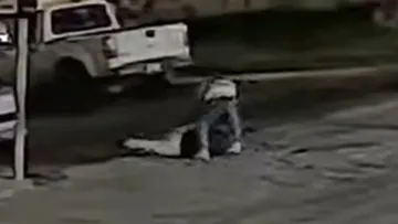 Video de asalto a mujer en Mineral de la Reforma