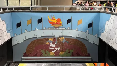 Murales y elementos gráficos en la renovada estación Universidad del Metro de la Ciudad de México.