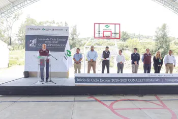 El Conalep Tepeji arrancó el ciclo escolar con nueva infraestructura. La cancha podrá utilizarse para actividades deportivas, culturales y académicas.