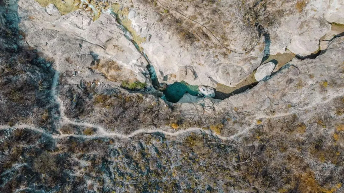 El paraíso escondido de Hidalgo con cascadas, cactus gigantes y un manantial cristalino