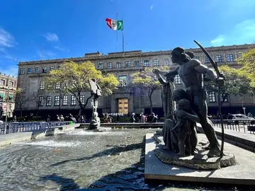 Padre biológico debe pagar pensión aunque otro familiar reconozca al menor: SCJN