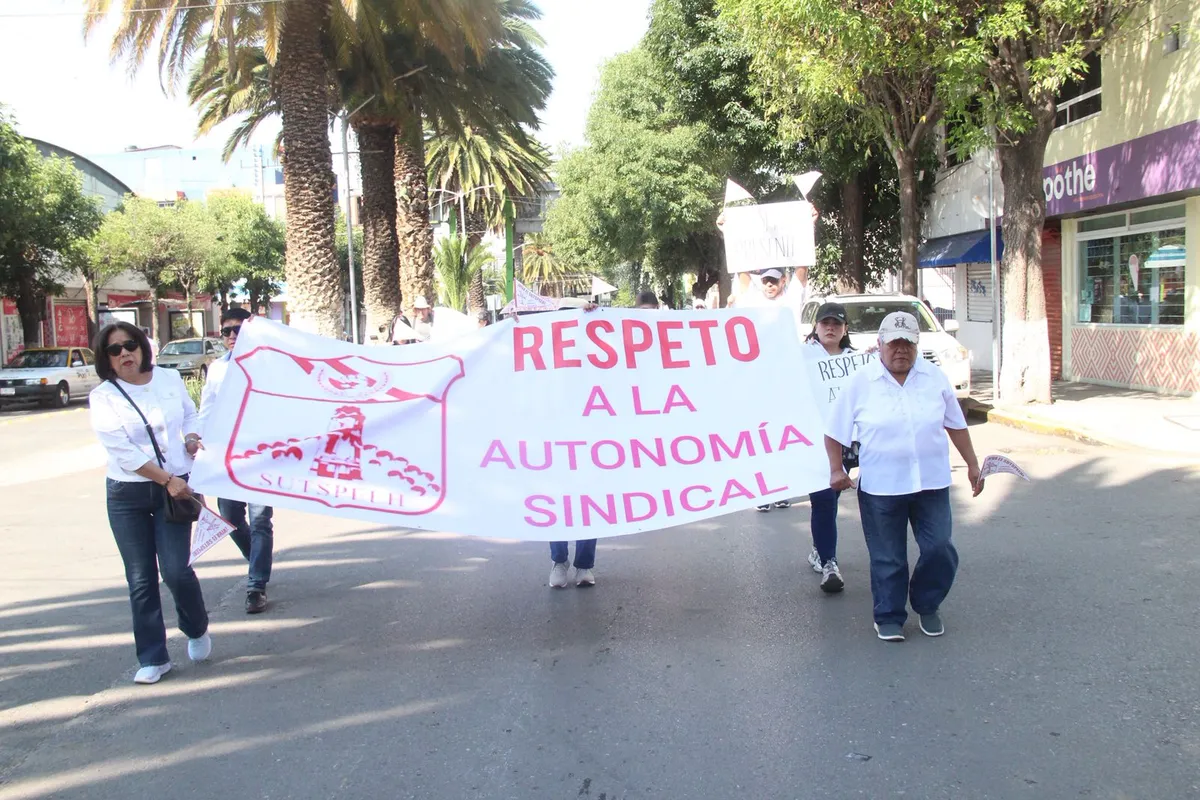 Líder del SUTSPEEH sigue sin poder acreditar su triunfo tras elección sindical