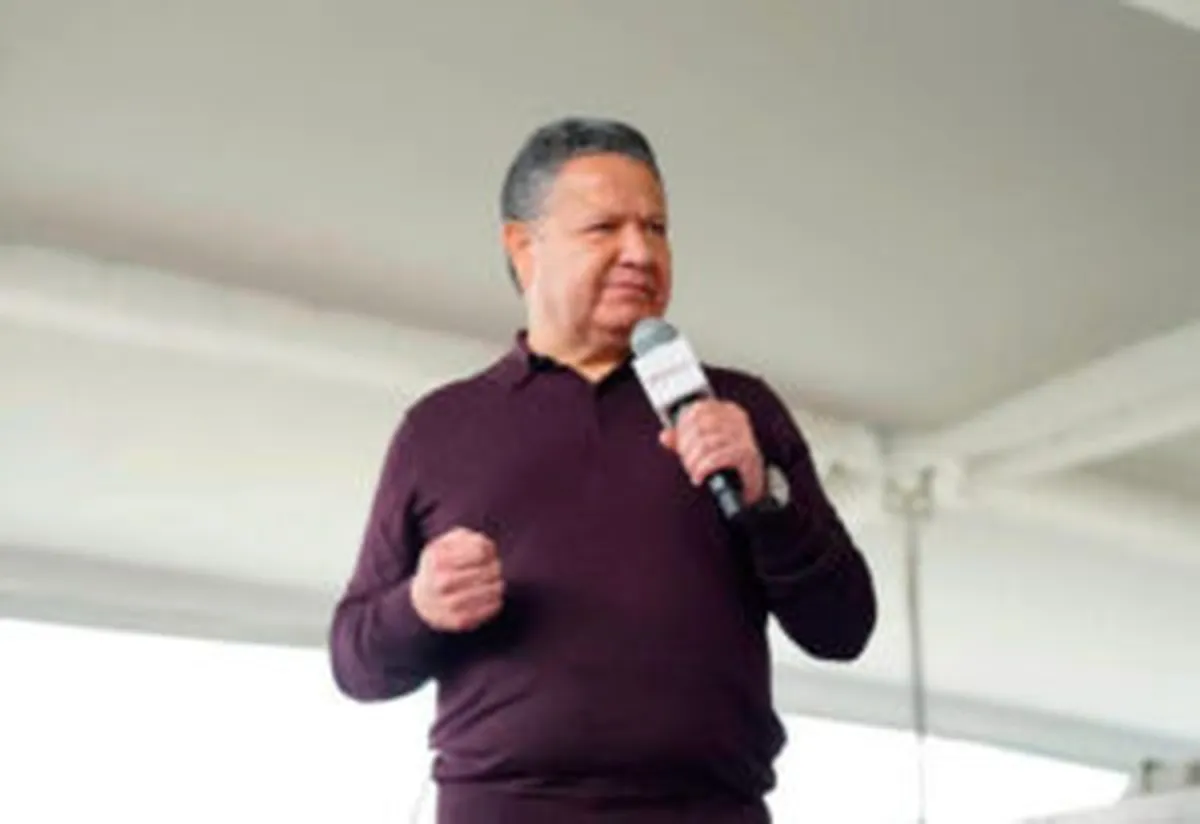 Julio Menchaca anuncia la construcción del Centro de Atención para el Pueblo en Hidalgo