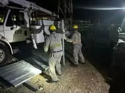 CFE restablece la luz en Los Héroes Tizayuca tras 24 horas de apagón por robo de cable
