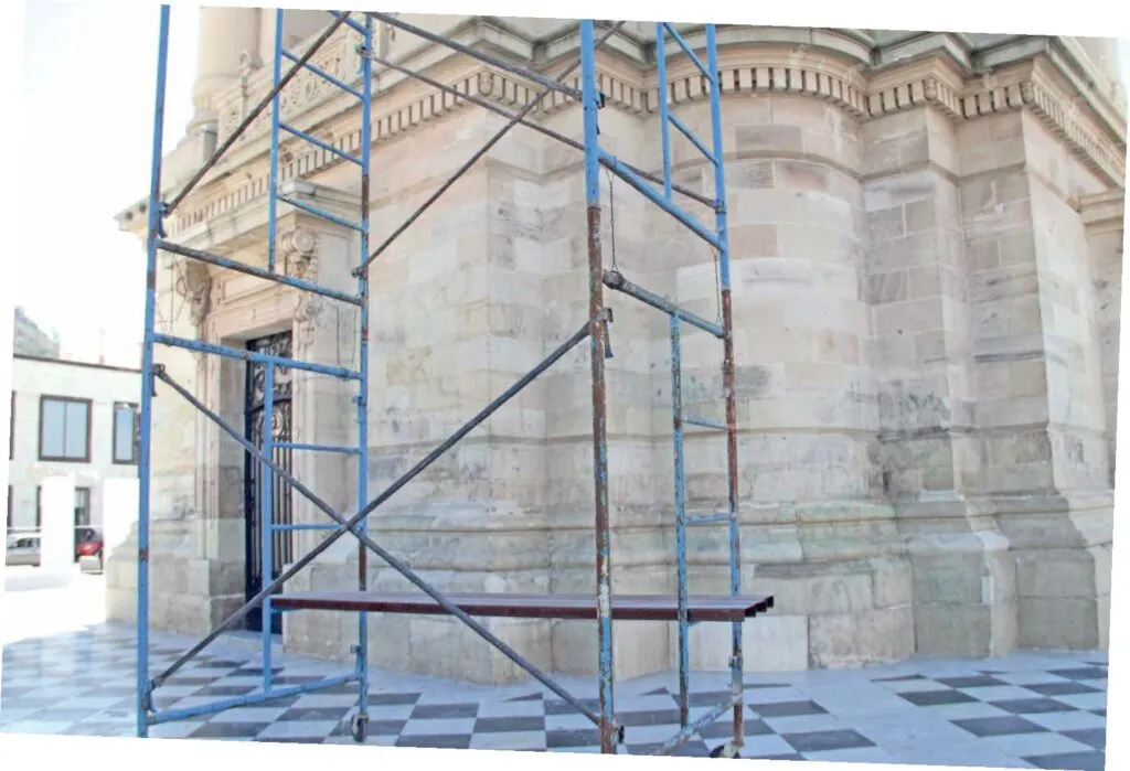 Avanza restauración del Reloj de Pachuca