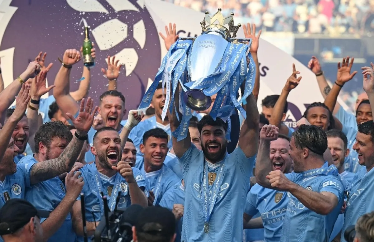 Manchester City hace historia con 4 títulos al hilo en la Liga Premier
