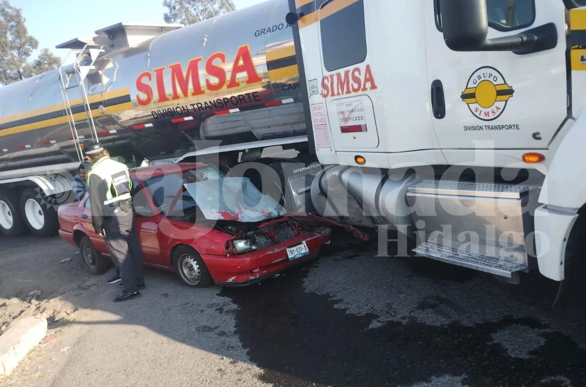 Tsuru termina abajo de trailer en la México – Pachuca