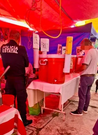 Cae mujer que vendía droga en puesto de aguas frescas en Ciudad Sahagún