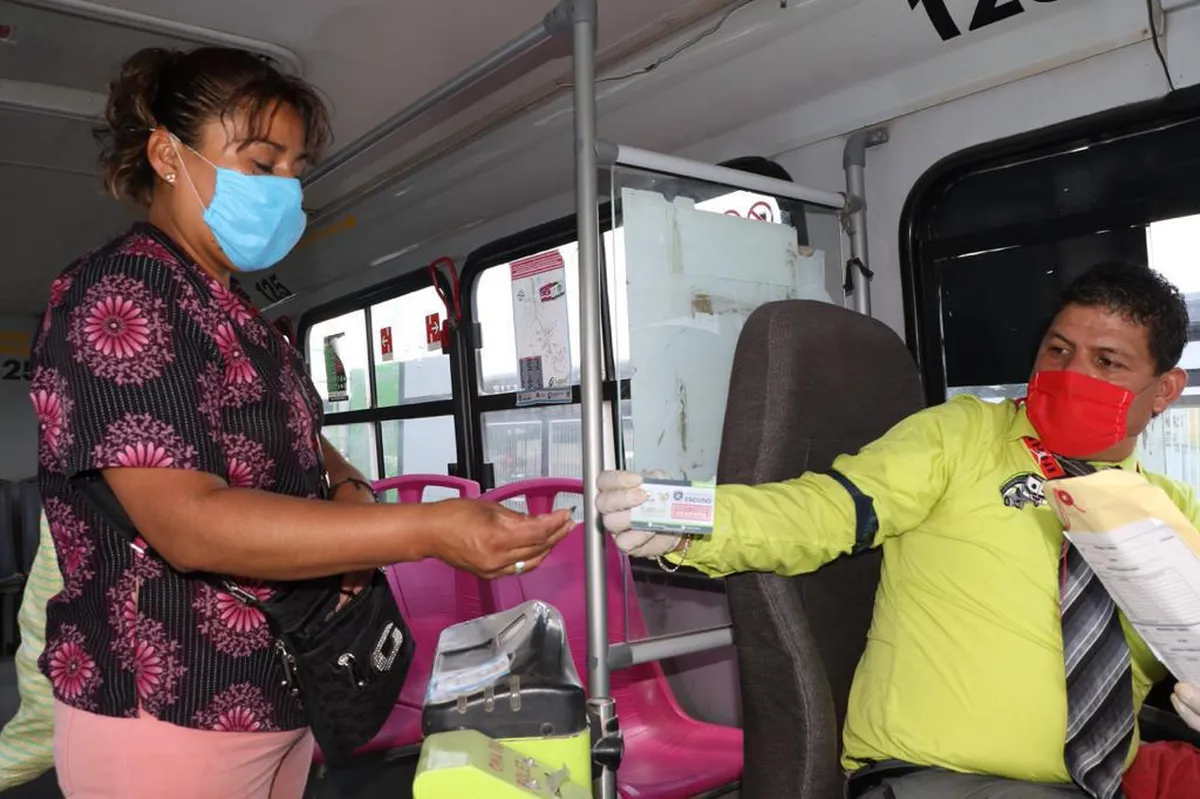 Uso obligatorio de cubreboca en todo el transporte público: Semot