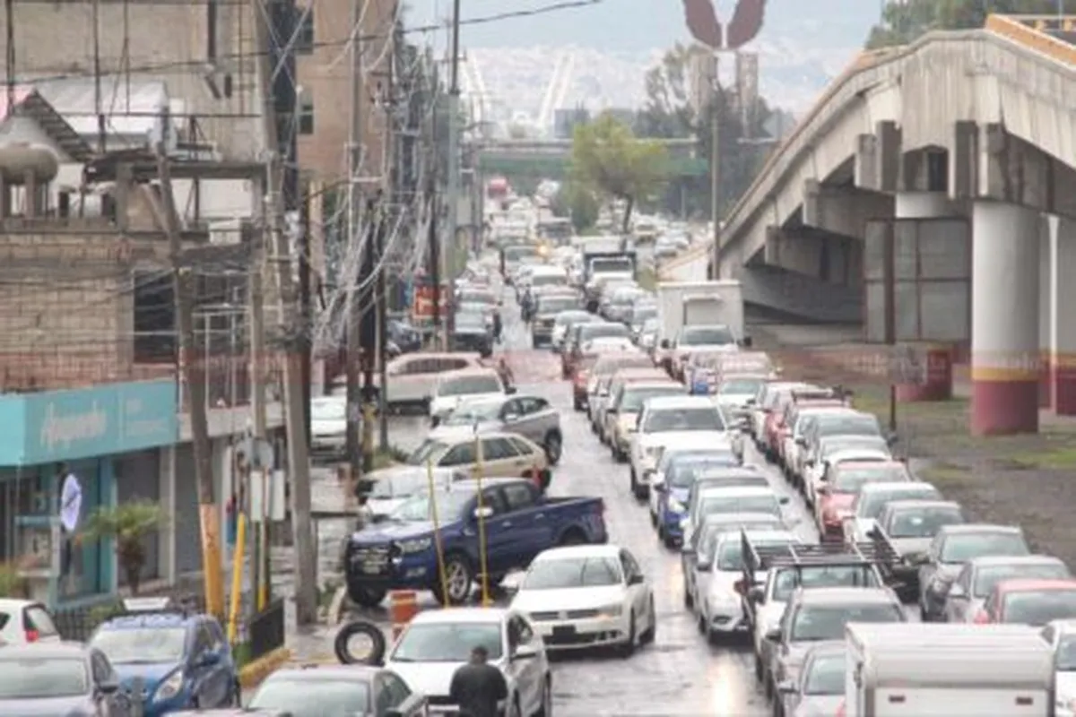 SICT Hidalgo advierte a conductores por riesgos viales durante lluvias
