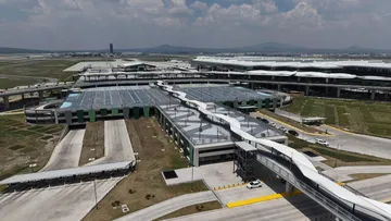 Sheinbaum abordó en su mañanera temas sobre obras al AIFA, aumento en presupuesto social, xenofobia y el caso de Julio César Chávez Jr.