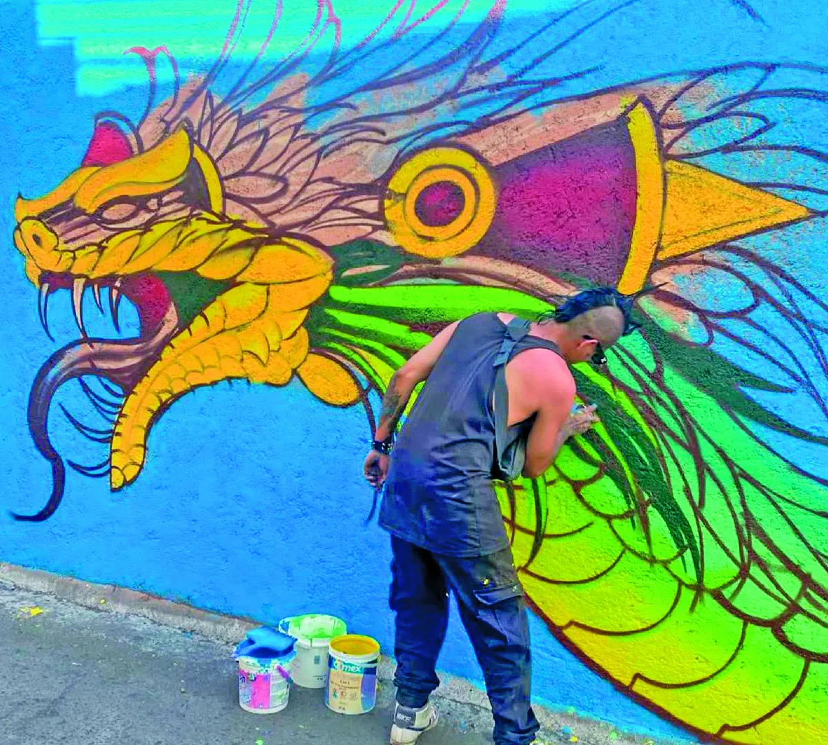 Las obras fueron realizadas durante el fin de semana pasado, cuando los artistas comenzaron a pintar el sábado 7 de marzo y concluyeron el domingo 8 de marzo.