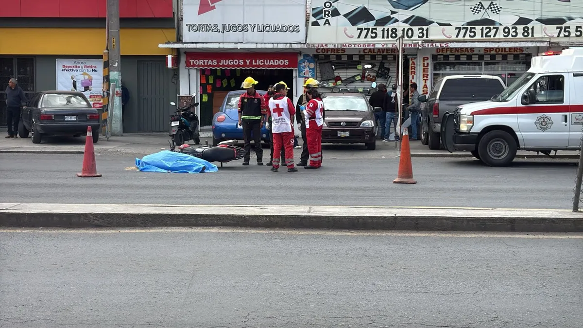 Muere mujer motociclista en Huapalcalco
